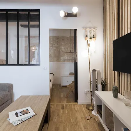 Апартаменты Charme Du Suquet - 12mn Du Palais&plage, Cosy, Neuf *