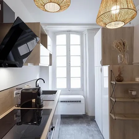 公寓 Charme Du Suquet - 12mn Du Palais&plage, Cosy, Neuf 戛纳